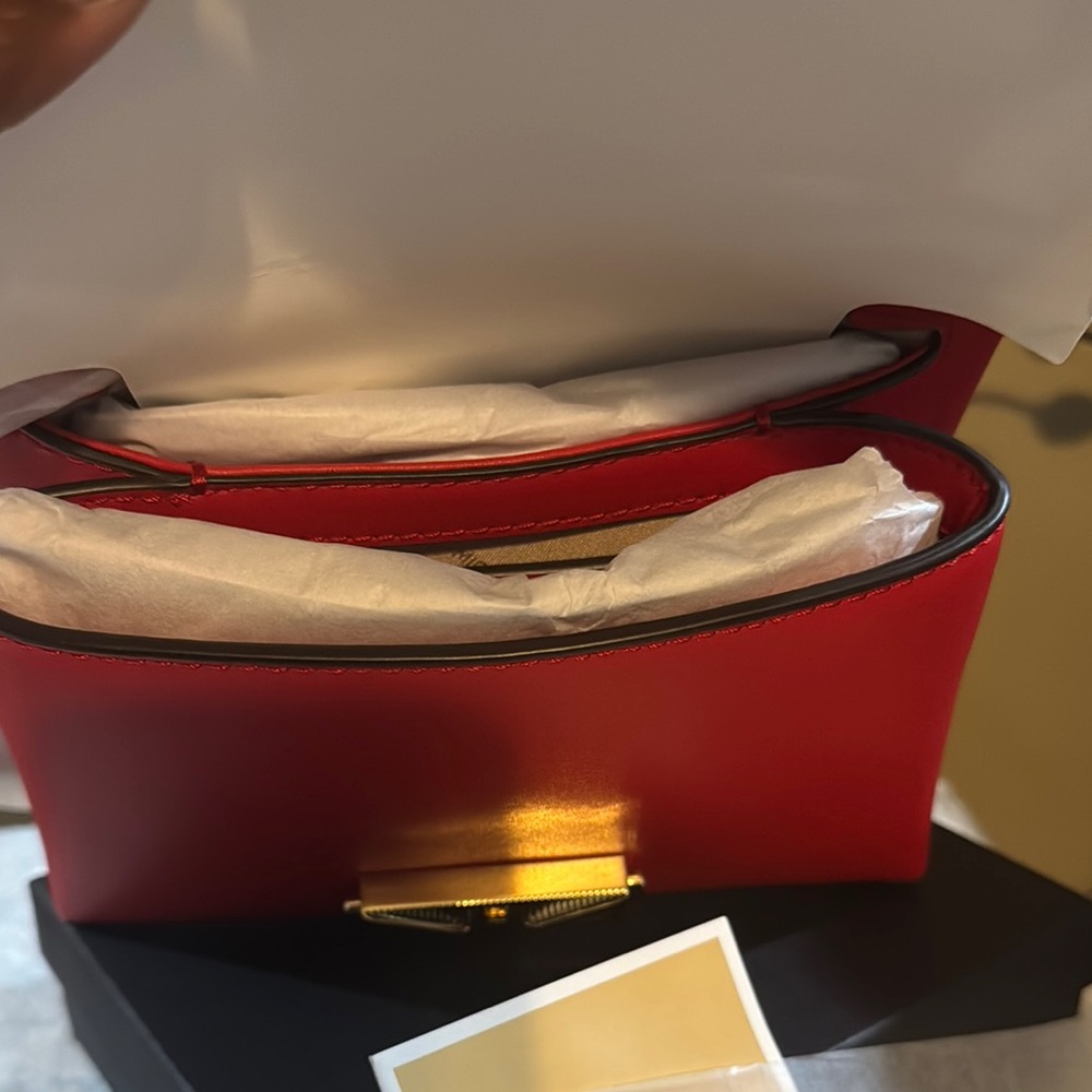 NWT Michael Kors Red and Gold Crossbody Bag - Picture 4 of 11